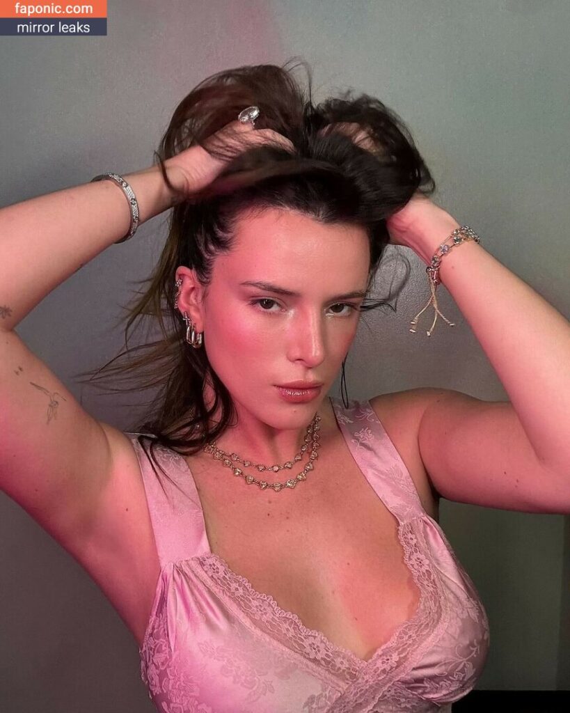 Bella Thorne leaked nude photo 4505