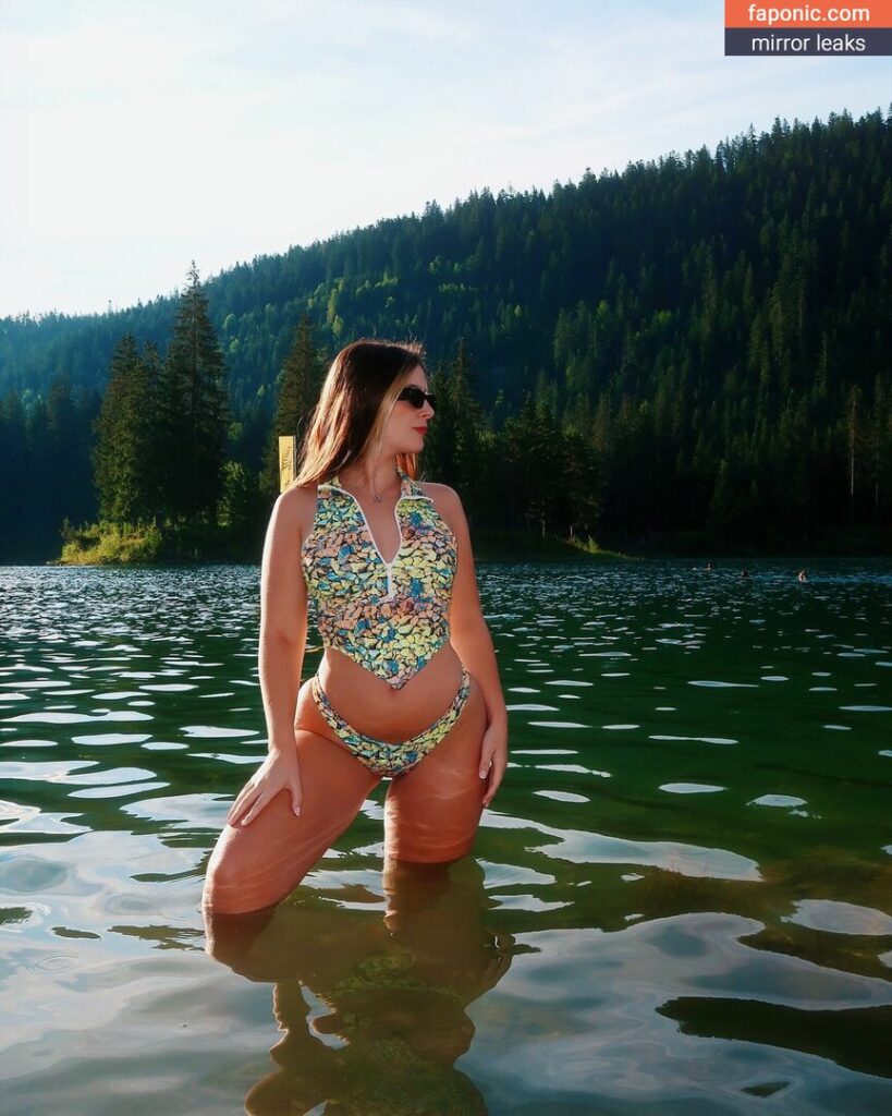 Mia G leaked nude image 4504