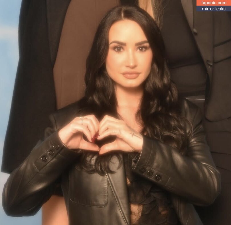 Demi Lovato / @ddlovato / OnlyFans leaked nude photo #30.