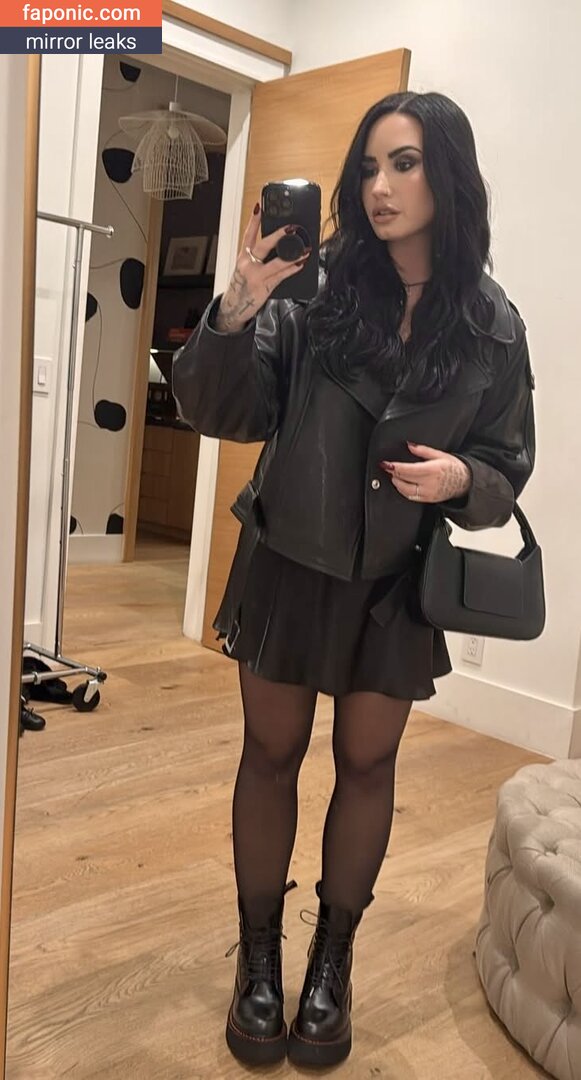 Demi Lovato / @ddlovato / OnlyFans leaked nude photo #30.