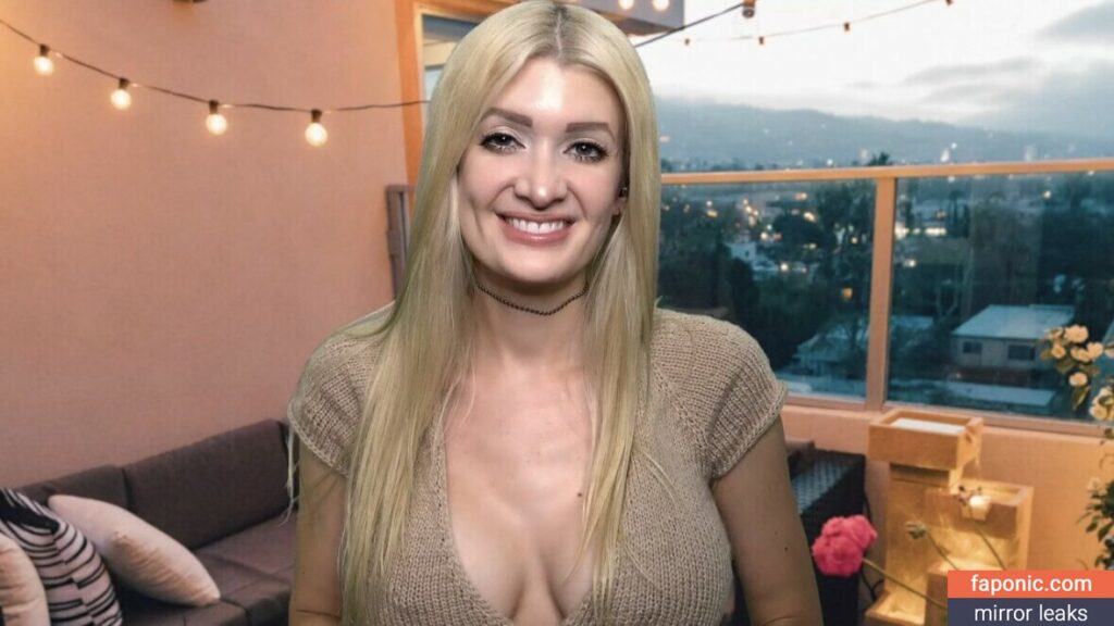 Asmr Maddy leaked nude picture 1