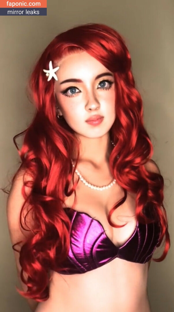 Earth’s ASMR leaked nude image 1
