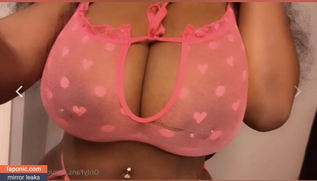 Itstaviaa leaked nude photo 1