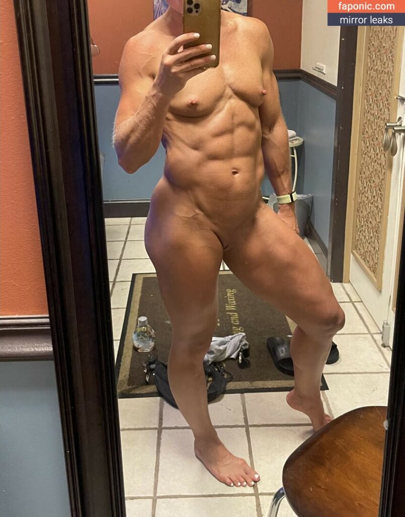 Lana Ryan leaked nude image 1