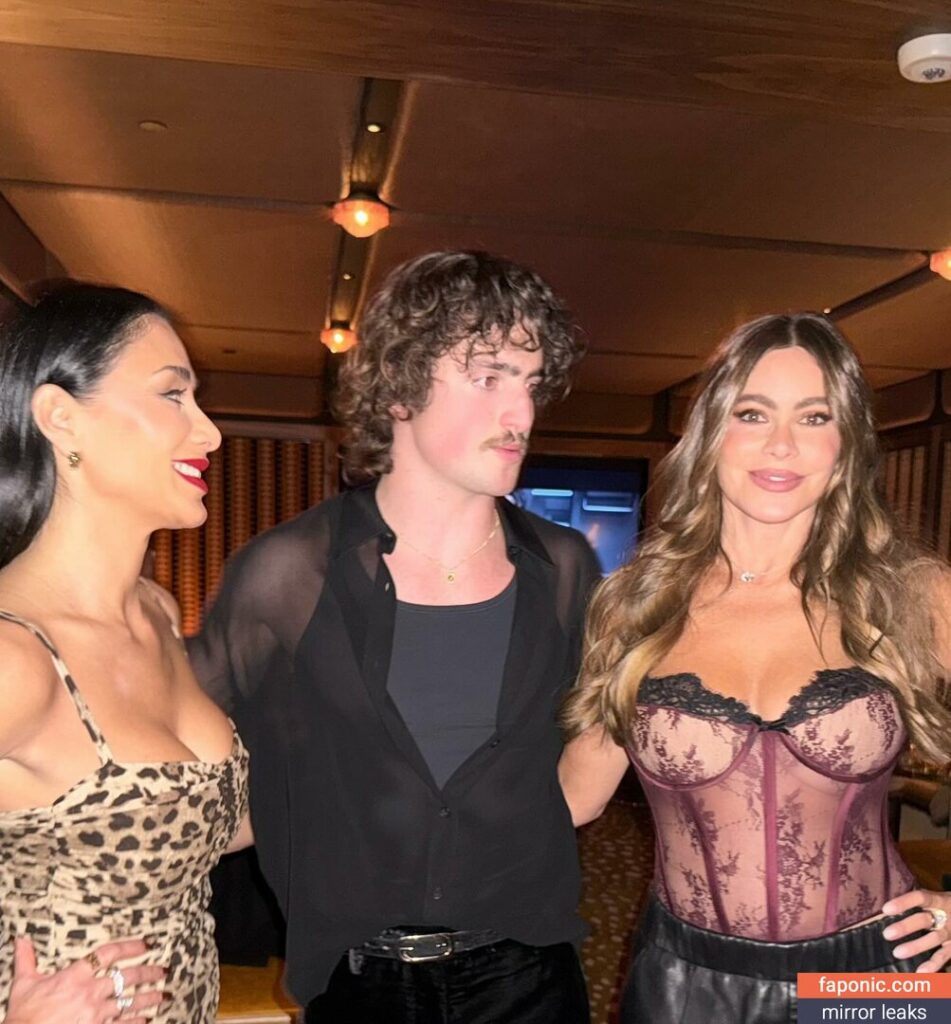 Sofia Vergara leaked nude picture 4604
