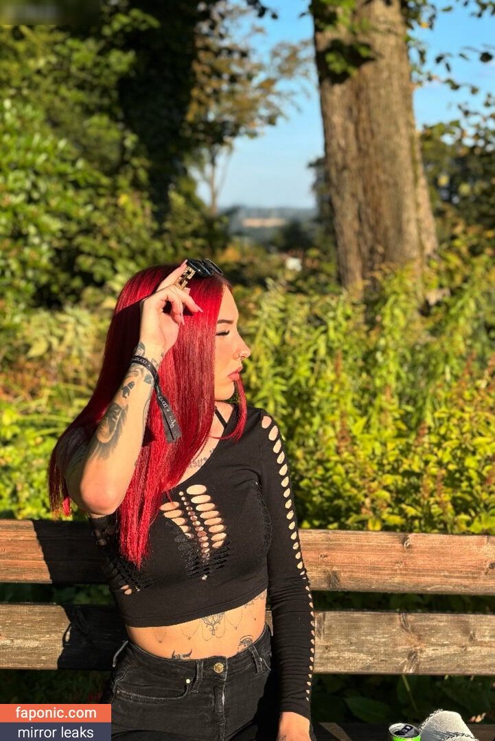Alina Smith / alinabhm / OnlyFans Nude Leaked Photo #30.