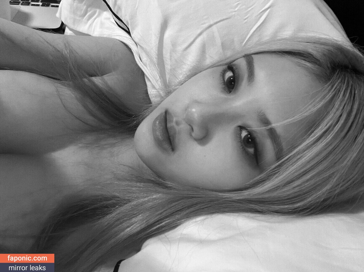 allissa-shin Nude Leaked OnlyFans Photo Picture