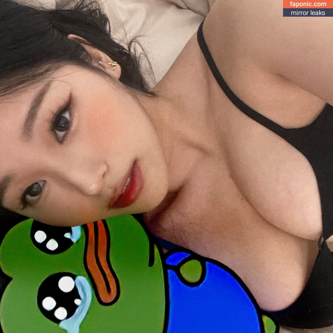 allissa-shin Nude Leaked OnlyFans Photo Picture