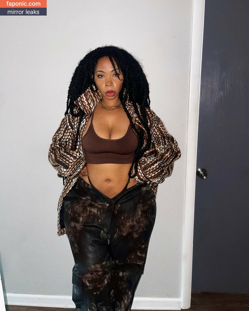 aria-artizte Nude Leaked OnlyFans Photo Picture