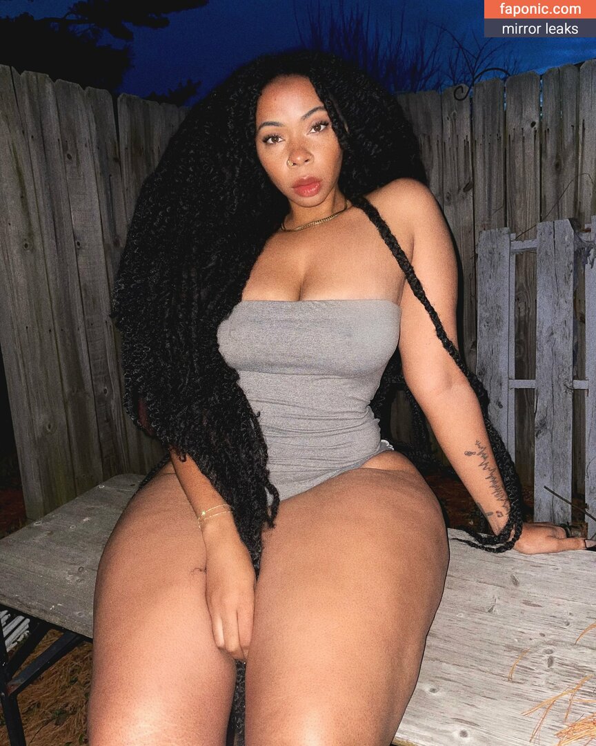 aria-artizte Nude Leaked OnlyFans Photo Picture