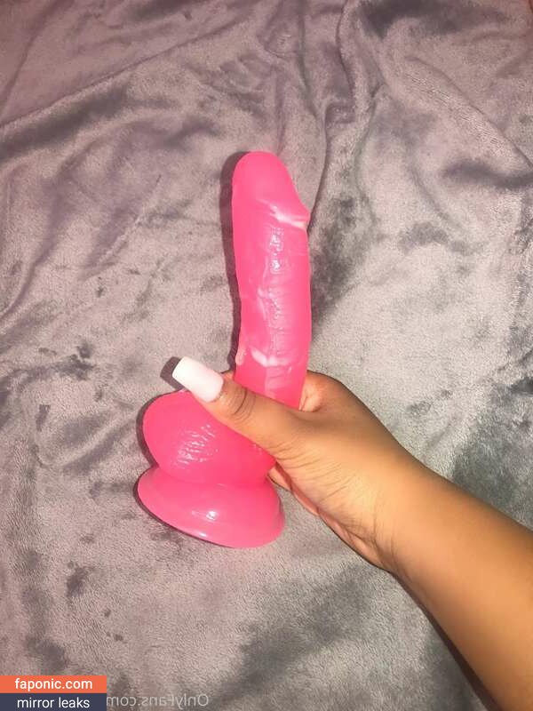 Briana Bueno / briana-bueno / OnlyFans nude photo #30.