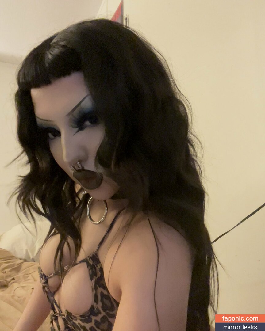 Centipede Partz / centipedepartz / OnlyFans nude leaked photo #30.