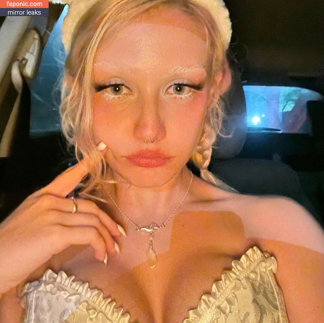 Chloe Moriondo / chloe-moriondo / OnlyFans leaked photo #0029.