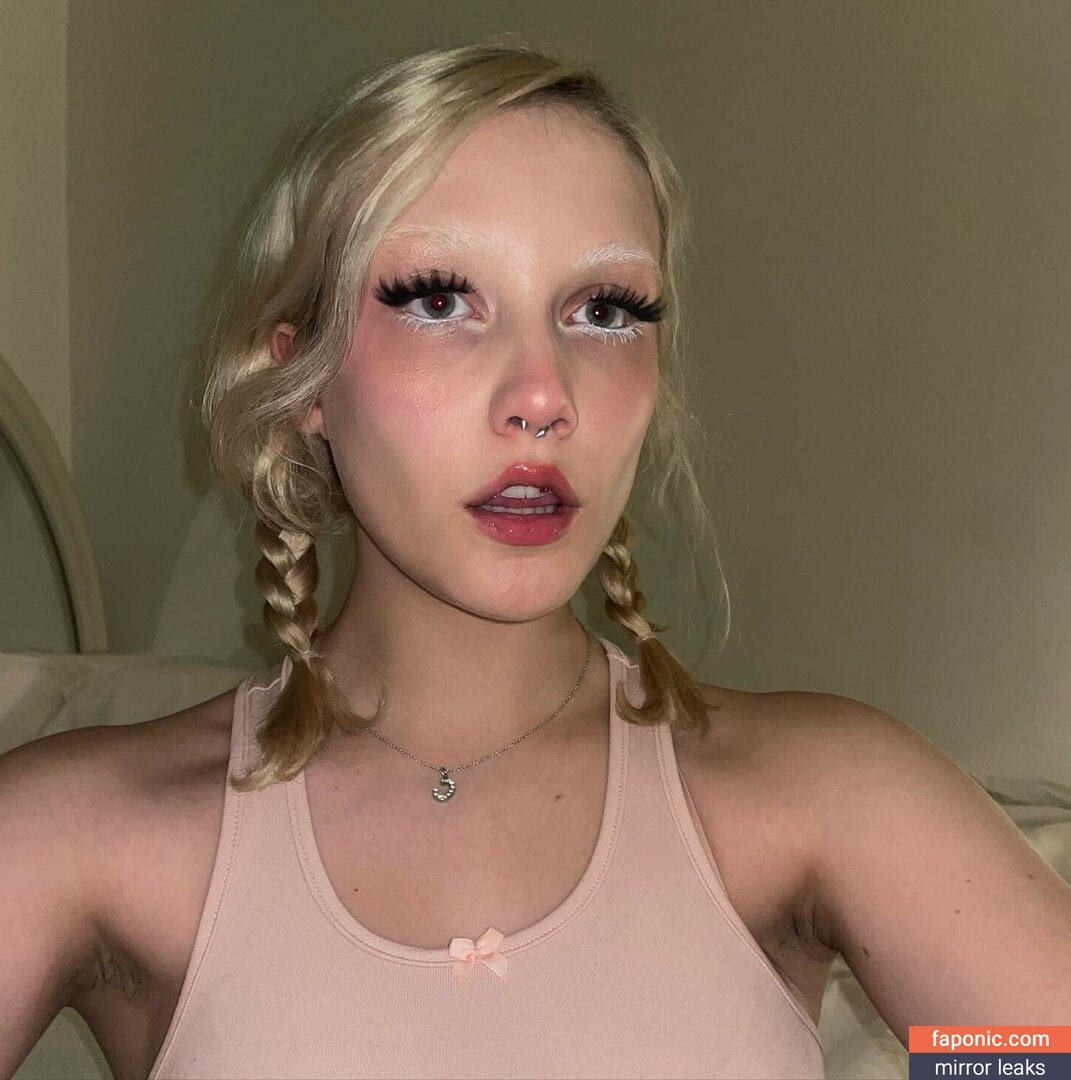 Chloe Moriondo / chloe-moriondo / OnlyFans leaked nude photo #0035.