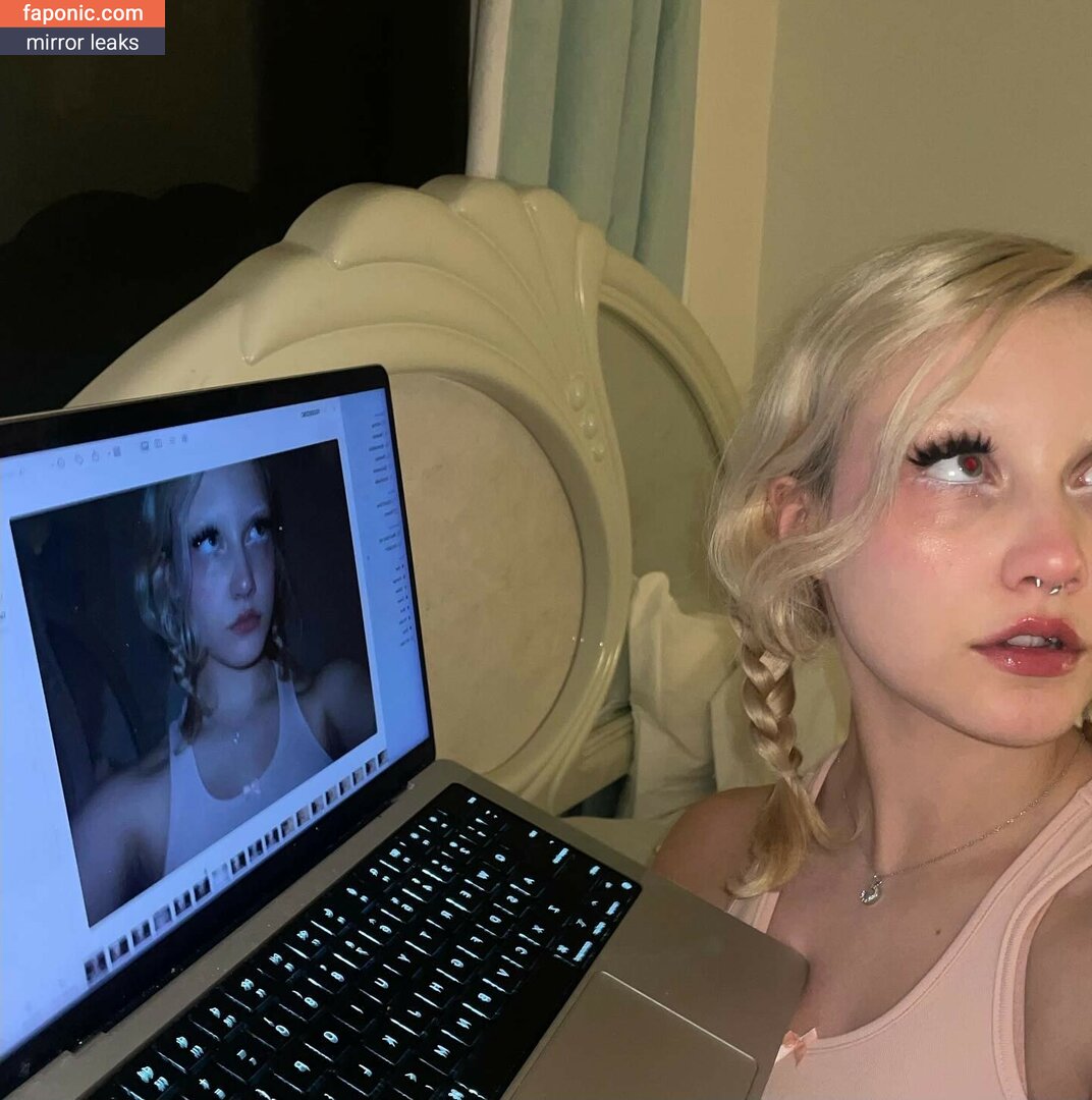 Chloe Moriondo / chloe-moriondo / OnlyFans leaked nude photo #30.