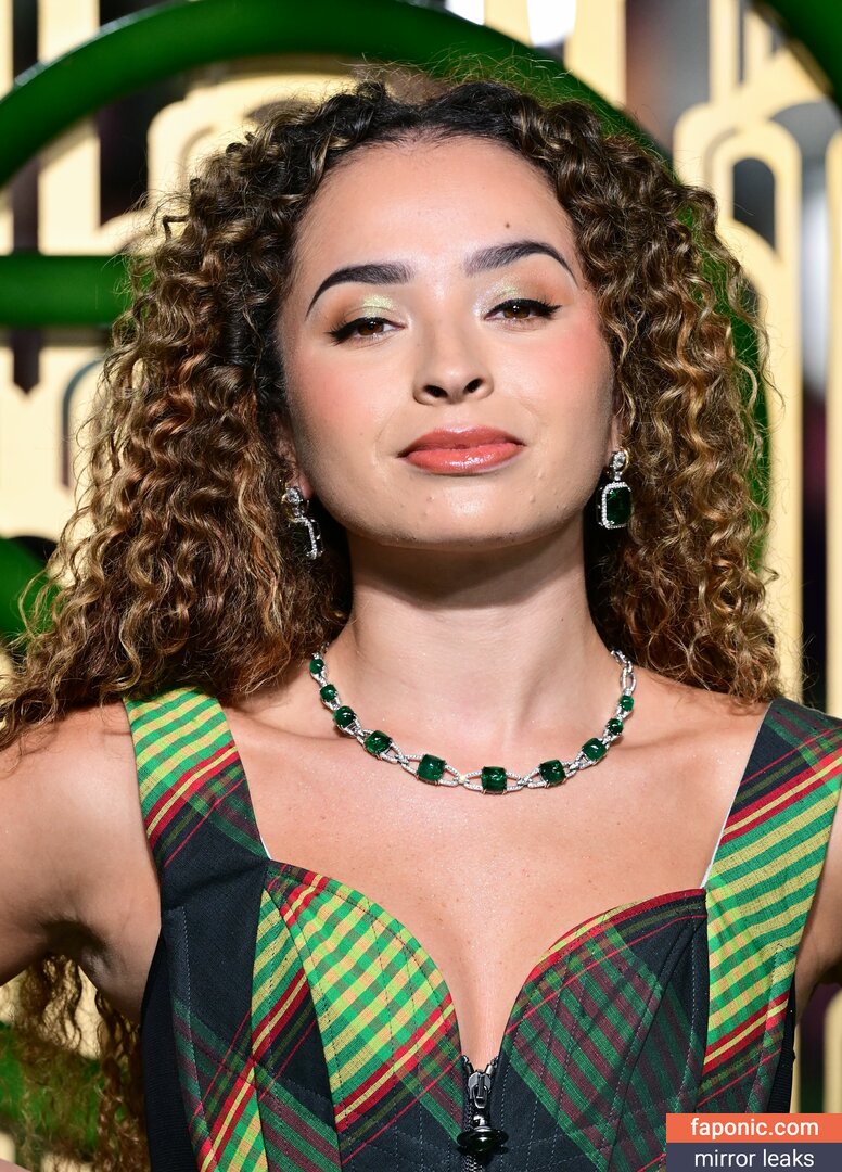 ellaeyre Nude Leaked OnlyFans Photo Picture