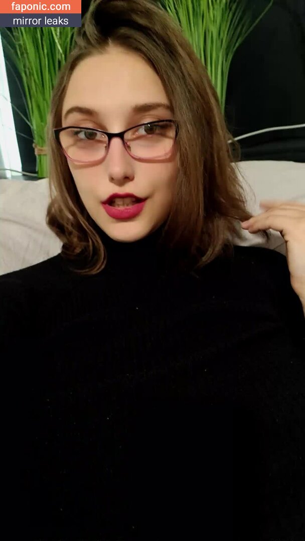 Ella Pervella / ellapervella / OnlyFans leaked nude photo #0010.