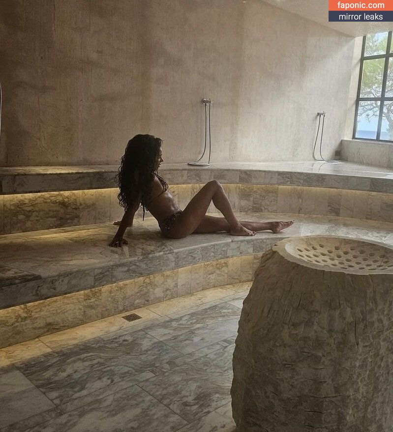 hannah-john-kamen Nude Leaked OnlyFans Photo Picture