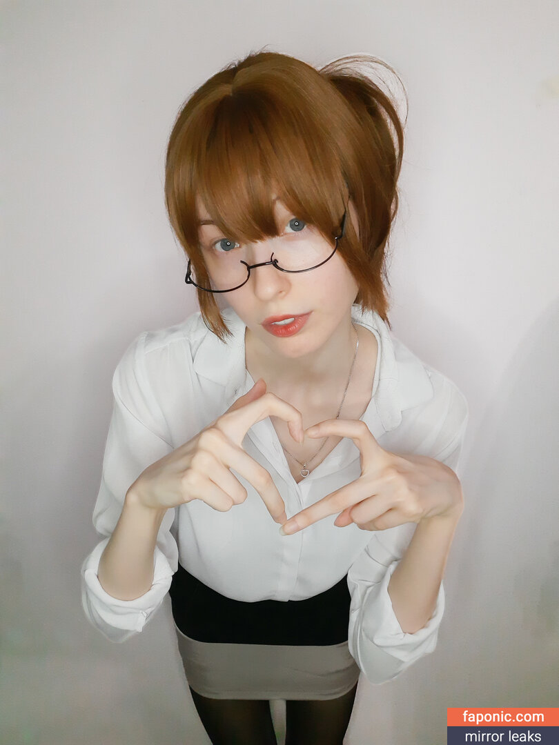 Kiki Glitter / @kikiglitter / OnlyFans Nude Cosplay Photo #0298.