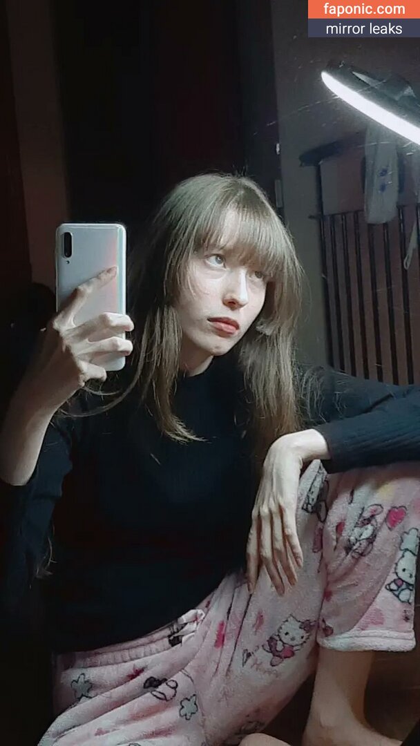 Kiki Glitter / kikiglitter / OnlyFans Nude Cosplay Photo #0301