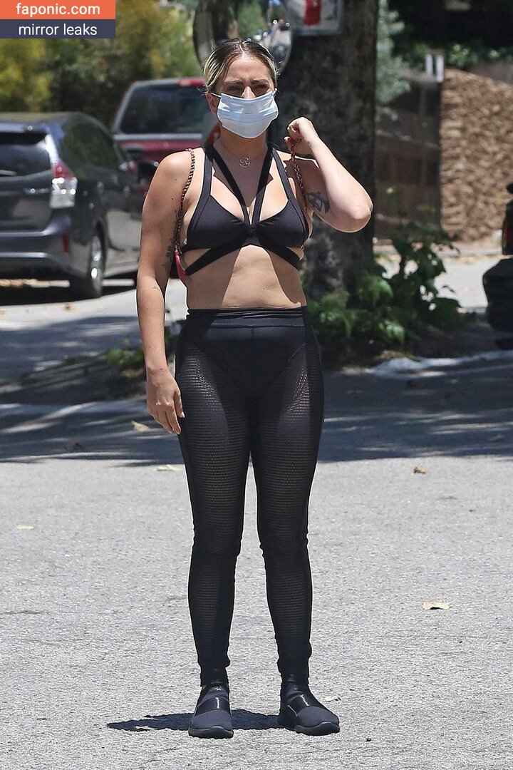 Lady Gaga / @ladygaga / OnlyFans nude leaked photo #30.