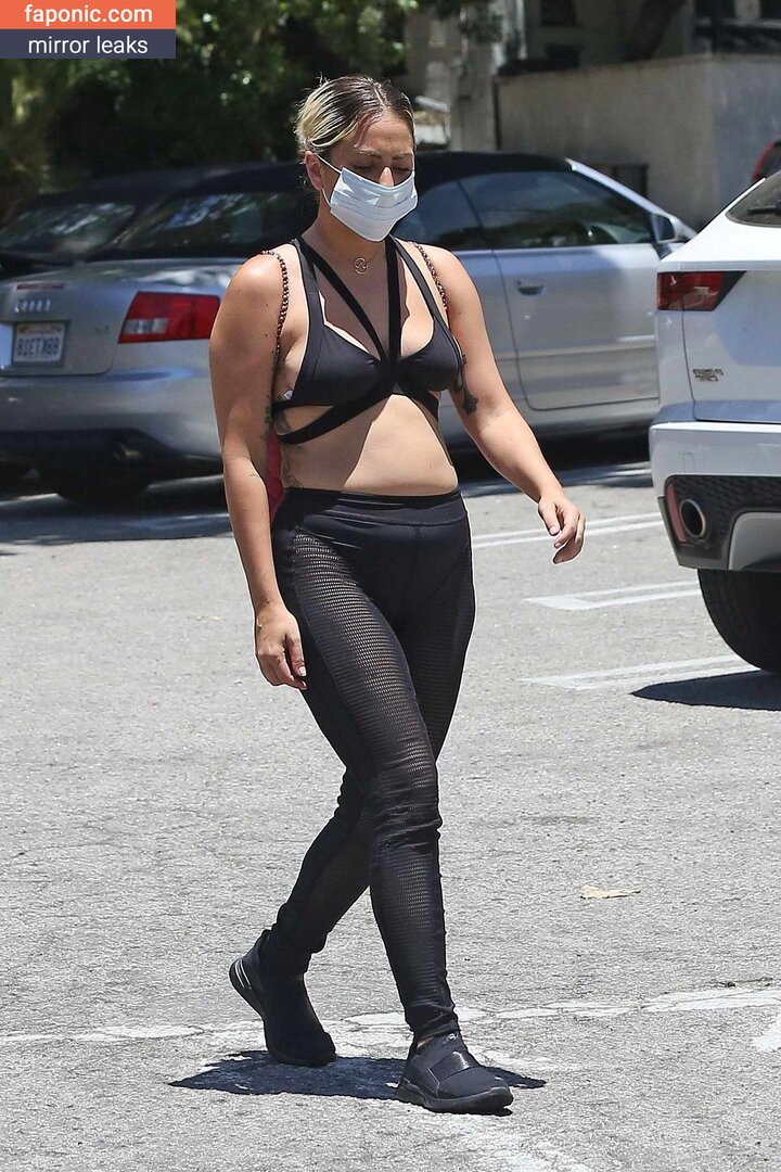 Lady Gaga / @ladygaga / OnlyFans leaked nude photo #30