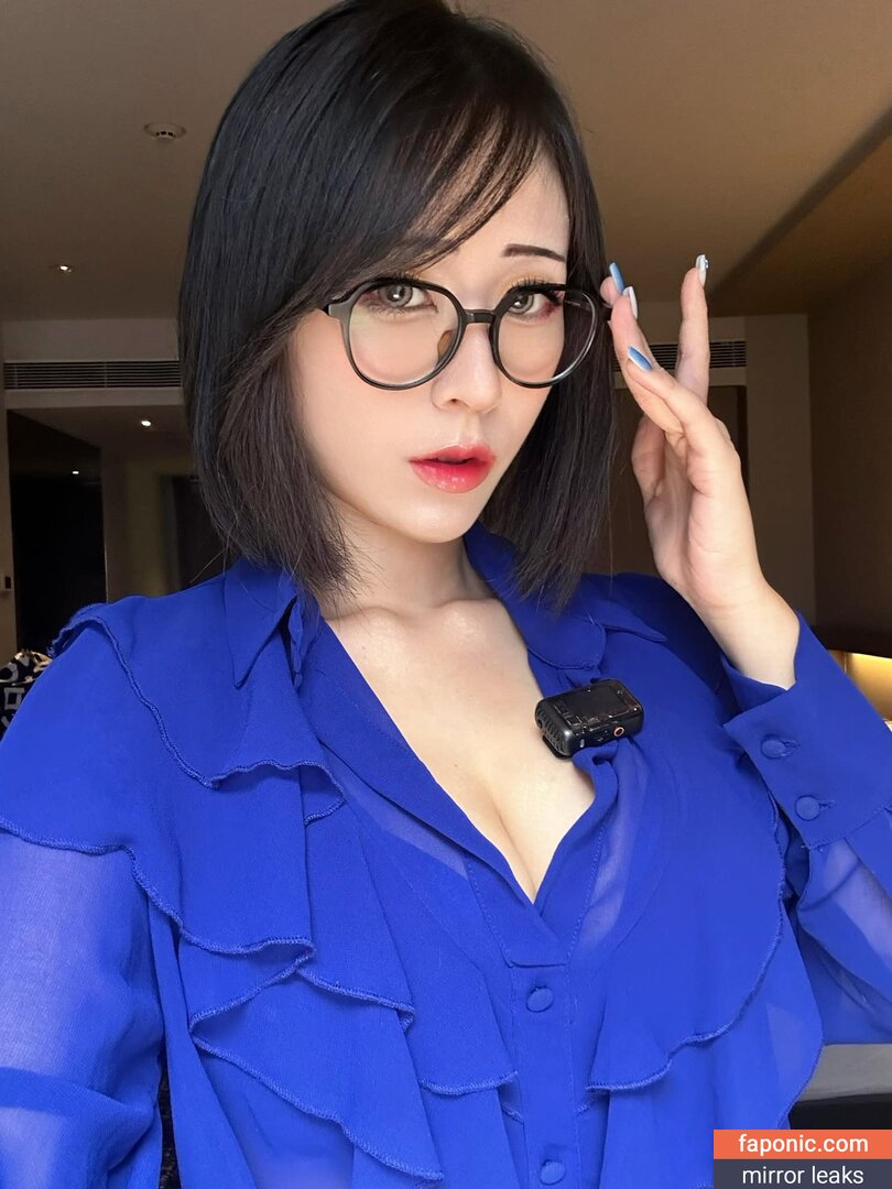 Larissa Rochefort / larissarocks / OnlyFans nude leaked photo #30.