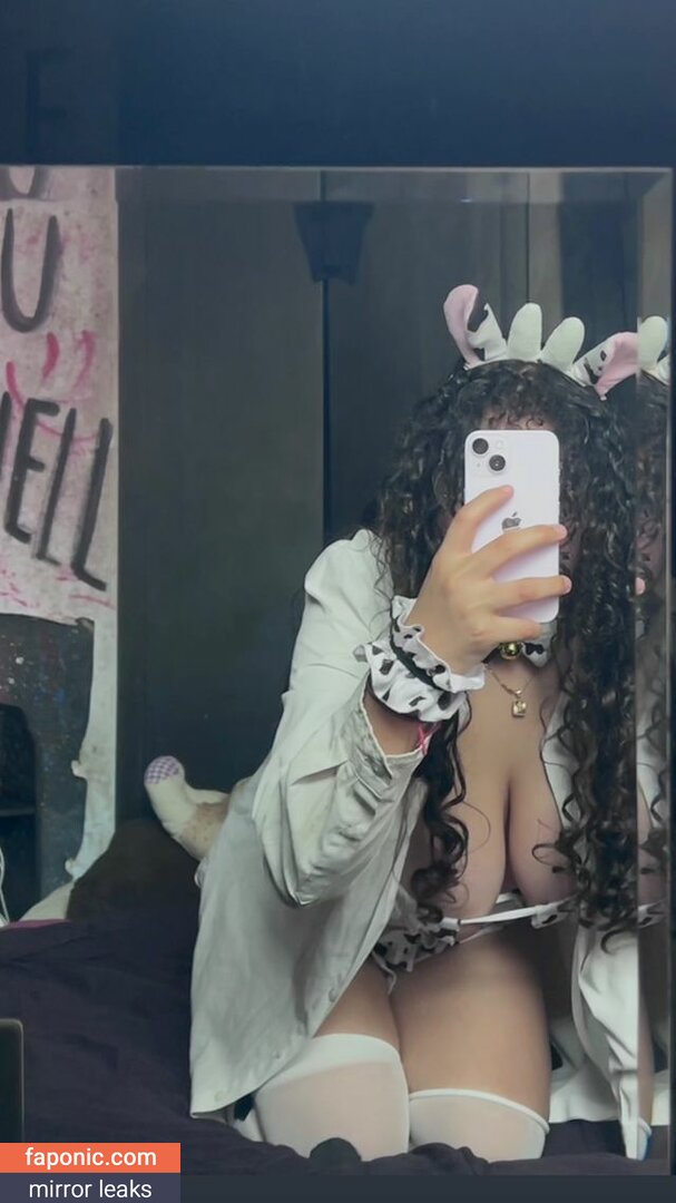 n.nuviaa Nude Leaked OnlyFans Photo Picture