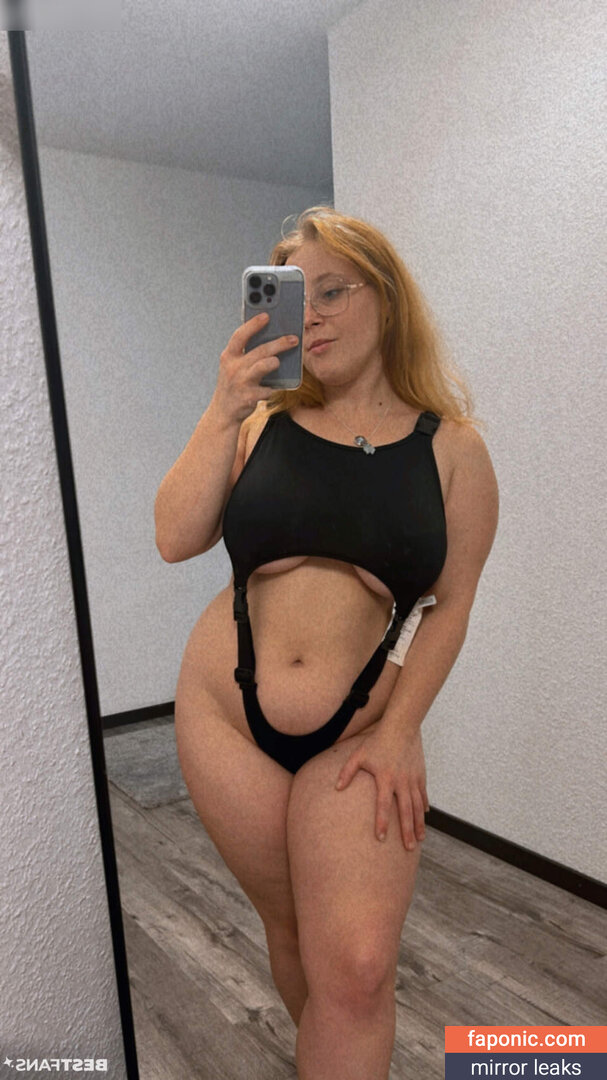 Sarah Fahr / sarahfahr9 / OnlyFans leaked nude photo #32