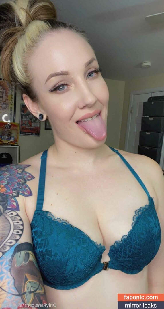 Sienna Day / @siennadayofficial / OnlyFans Nude Leaked Photo #30