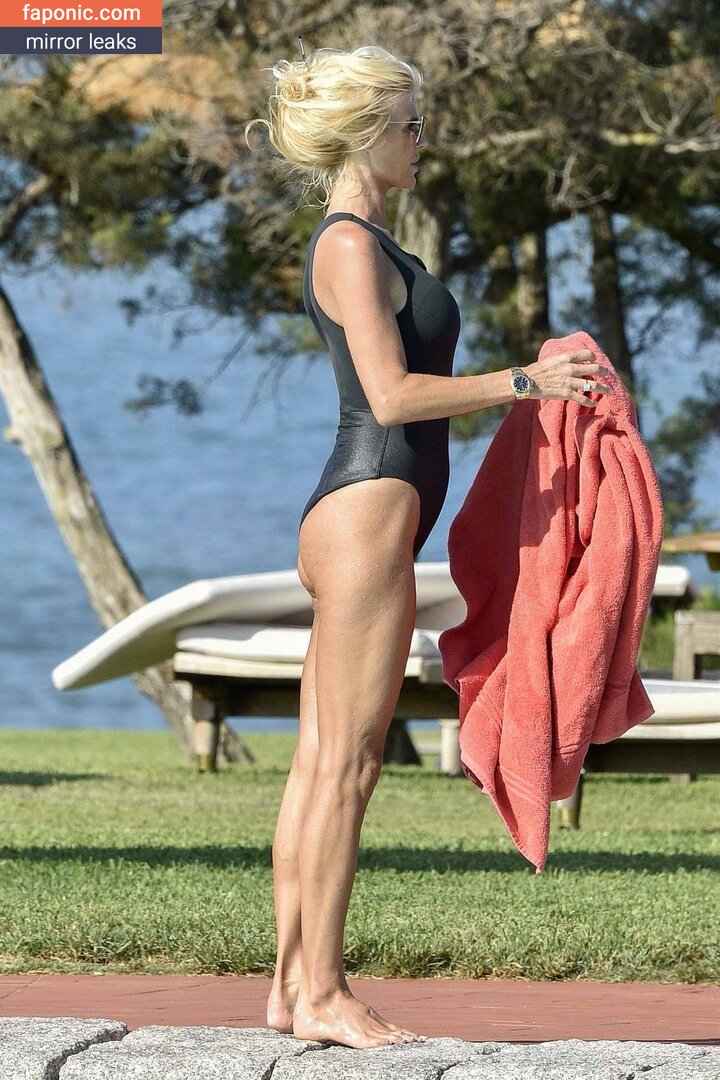 Victoria Silvstedt / @victoriasilvstedt / OnlyFans leaked nude photo #30.