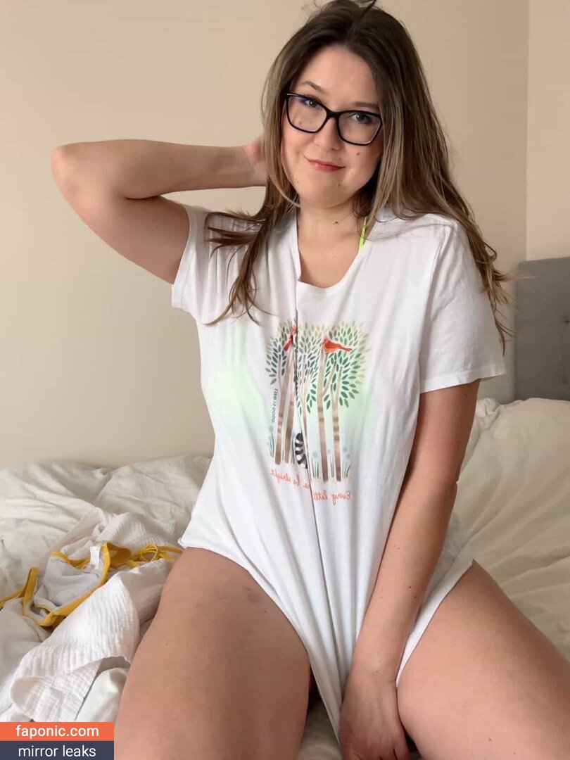Bea Miller / yogi_bea / OnlyFans Nude Leaked Photo #30.
