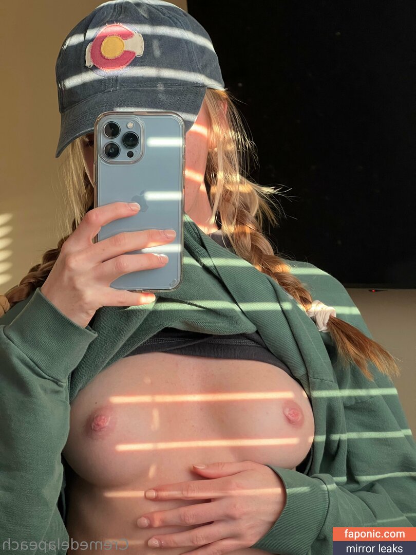 Creme De La Peach / creme de la peach / OnlyFans nude leaked photo