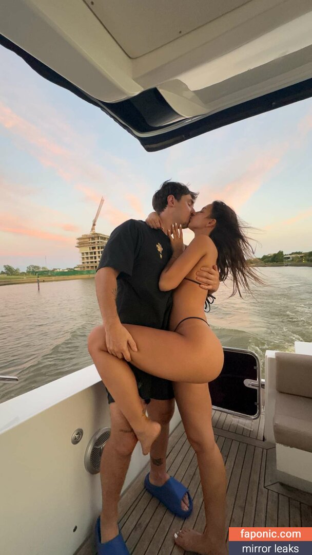 Mikaela Fuente / mikaela-fuente / OnlyFans leaked nude photo