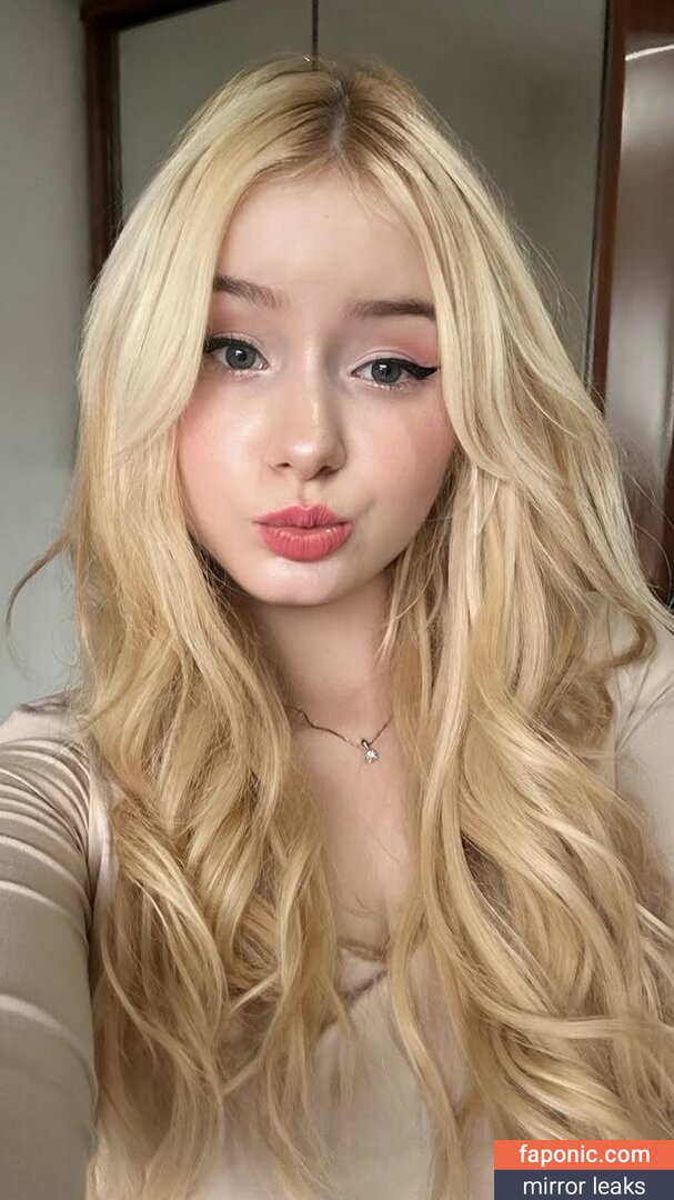 Dasha Gartman leaked nude image 1