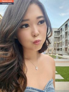 Extraemily leaked nude photo 1