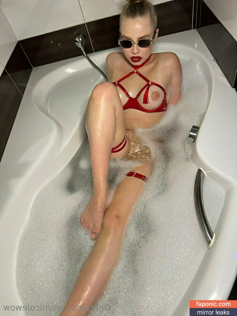 Nicolewow leaked nude photo 1