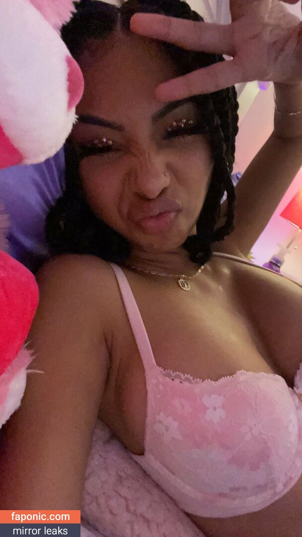 Angie Smith / angiestraphouse / OnlyFans leaked nude photo
