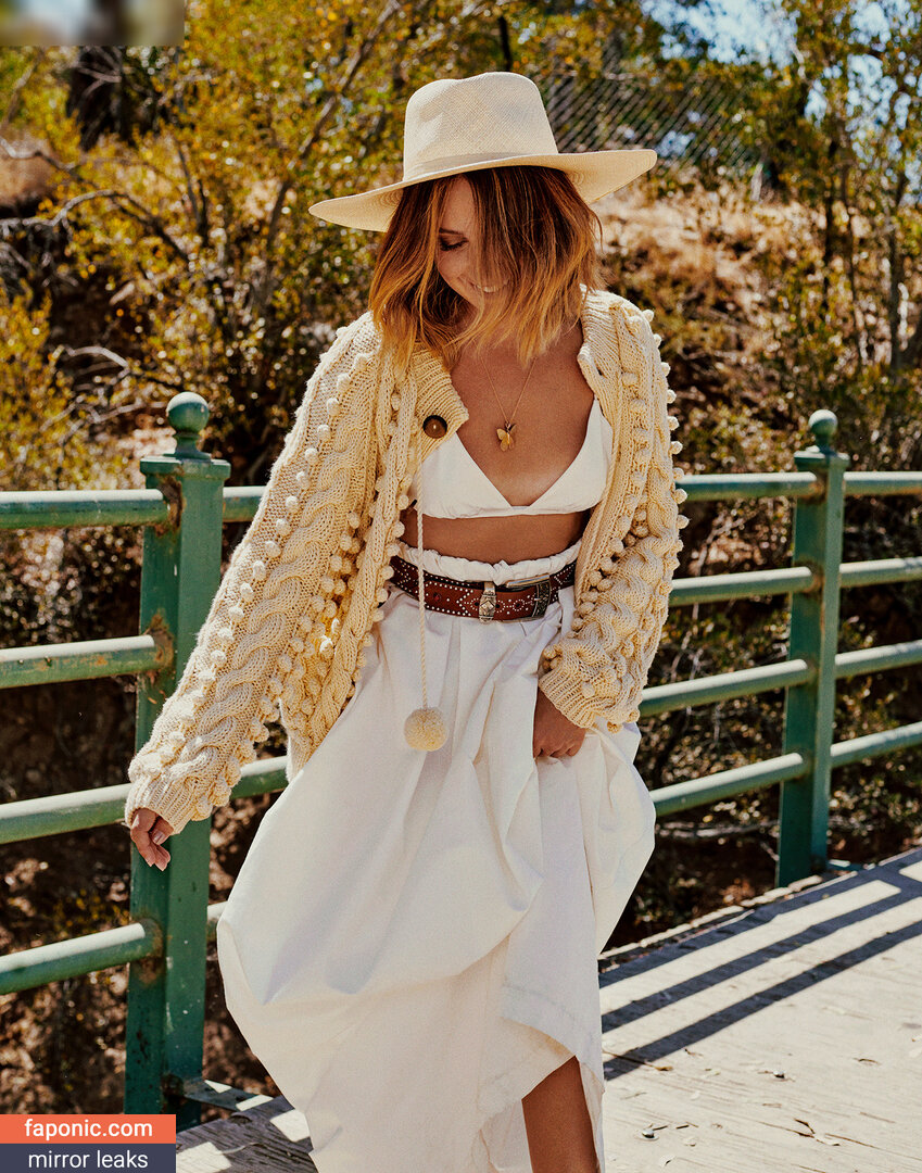 Ashley Tisdale / ashley-tisdale_0492 / OnlyFans leaked photo