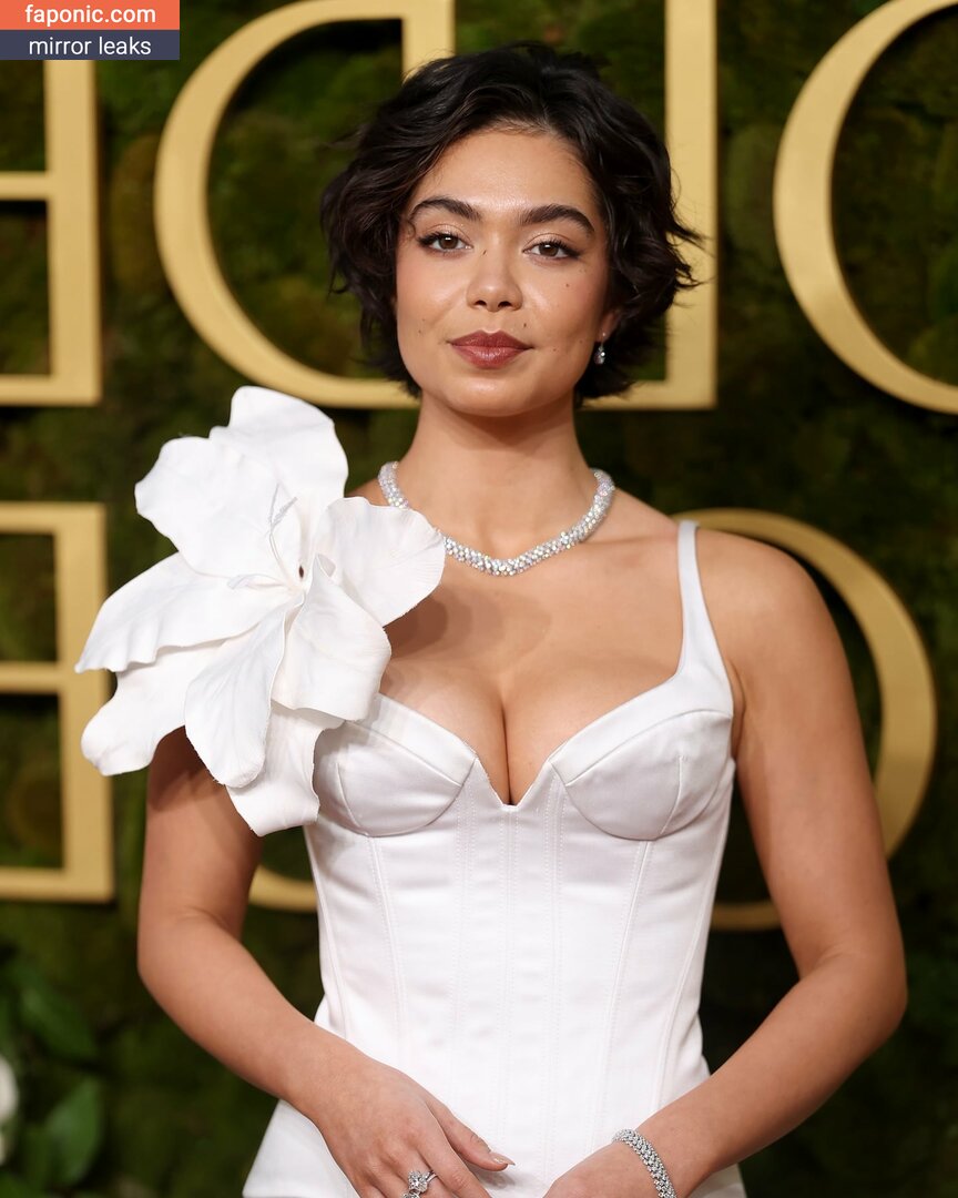Auli'i Cravalho / @auliicravalho / OnlyFans leaked nude photo