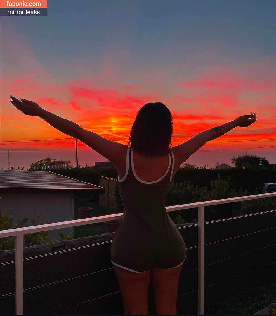 Esra Algac / esra-algac / OnlyFans leaked photo