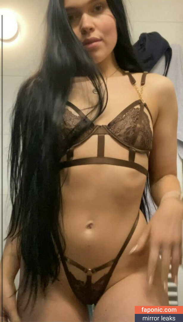 Hannah Grace / hannahgracee / OnlyFans leaked nude photo