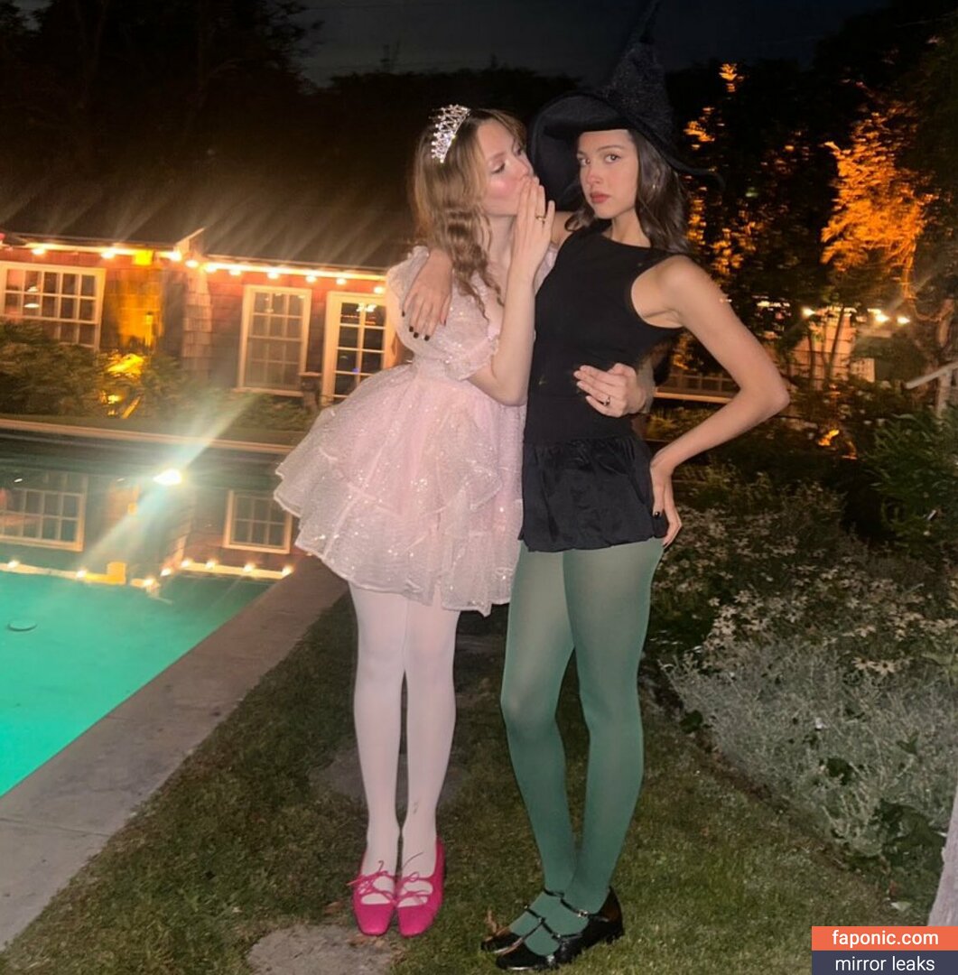 Iris Apatow / @irisapatow / OnlyFans leaked photo