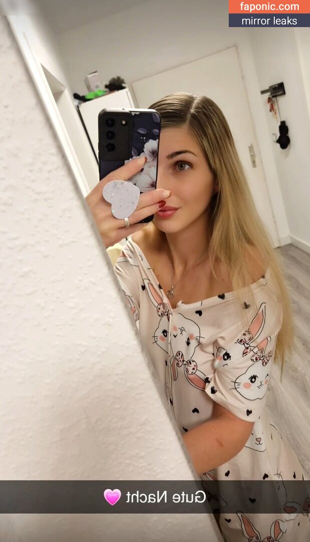 its_sunny93 leaked nude photo 1