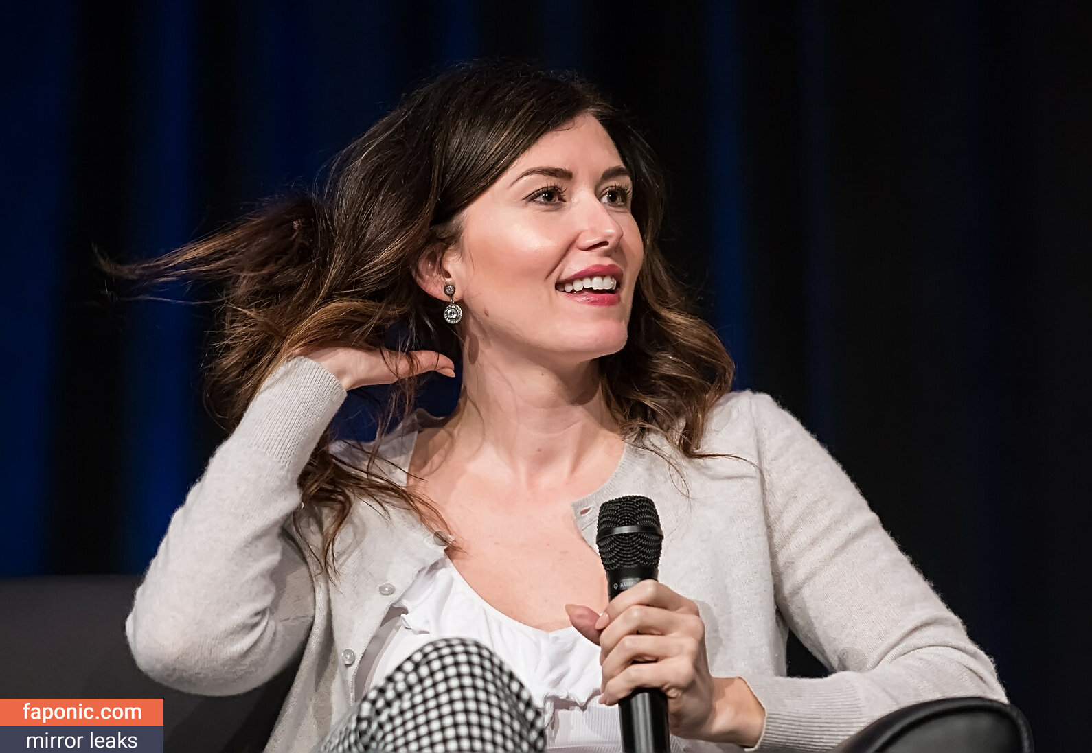 Jewel Staite / @jewelstaite / OnlyFans leaked nude photo