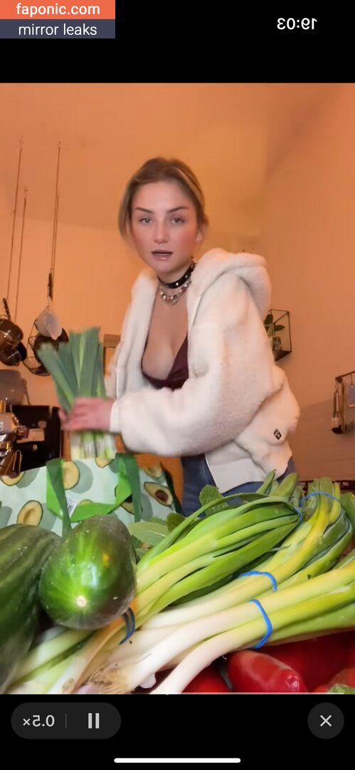 Julia Wulf / julia-wulf / OnlyFans leaked nude photo