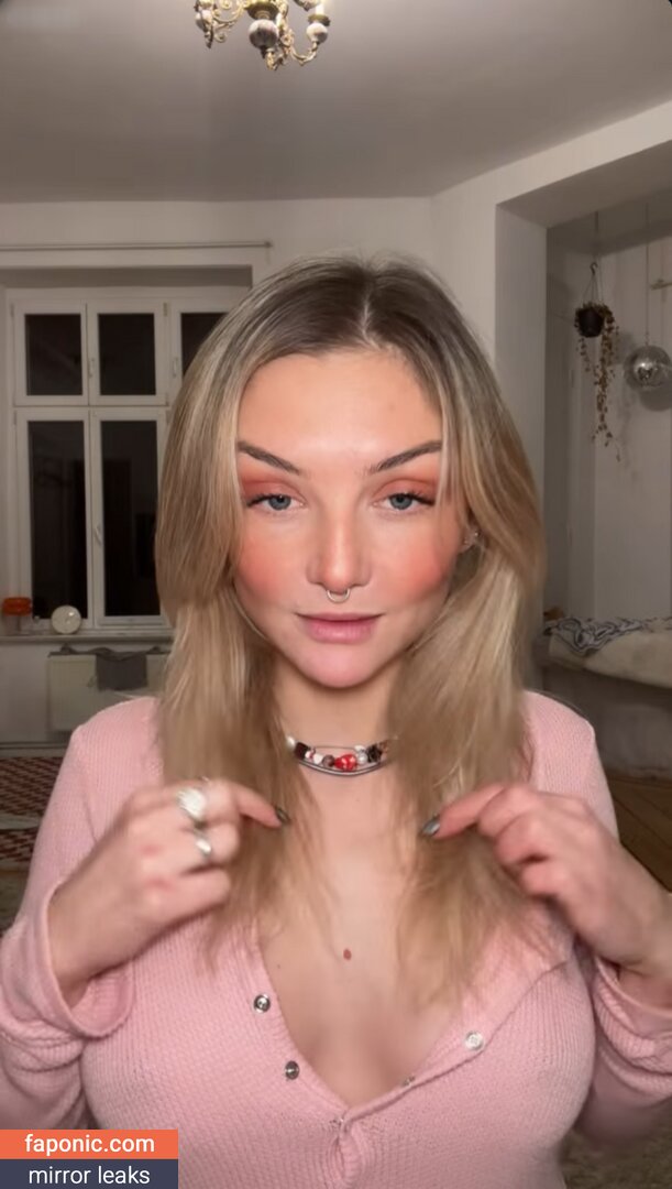 Julia Wulf / @juliawulf / OnlyFans leaked nude photo