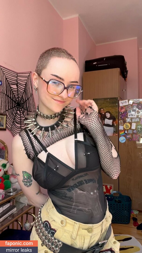 Kat / kat-13ptx-133ptx / OnlyFans leaked nude photo