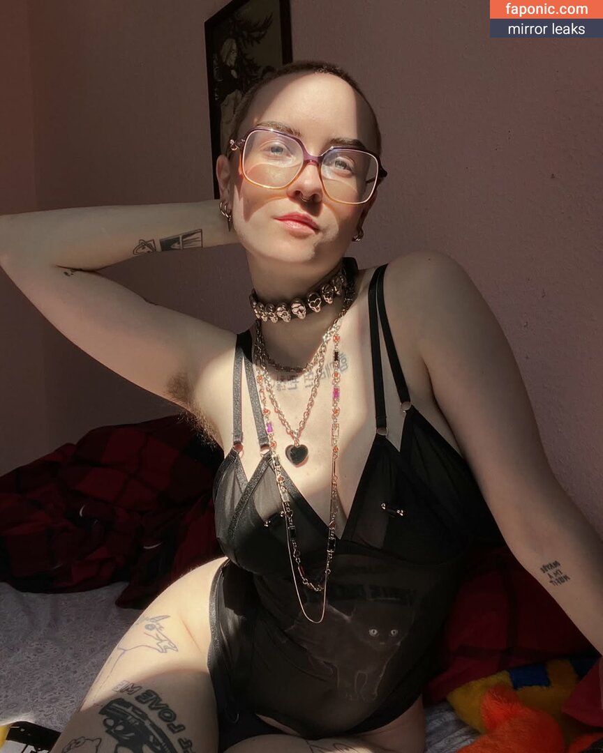 Kat / kat-13ptx-133ptx / OnlyFans leaked nude photo