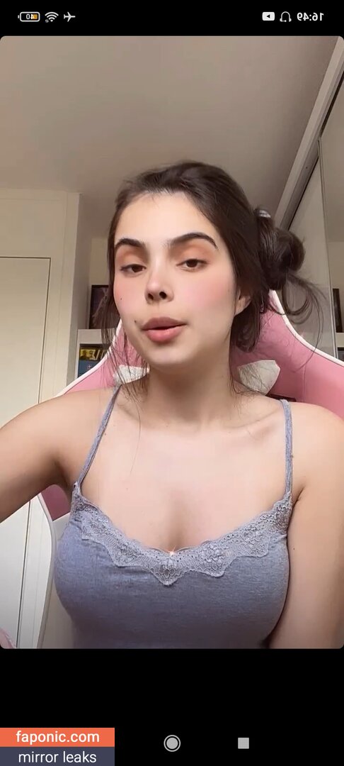 Larissa Costa / larissa-costa / OnlyFans leaked photo